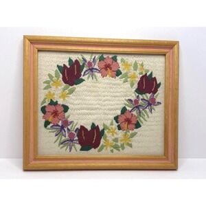 Vintage Floral Needle point crewel Framed 14x11. Cottage core wall art‎
